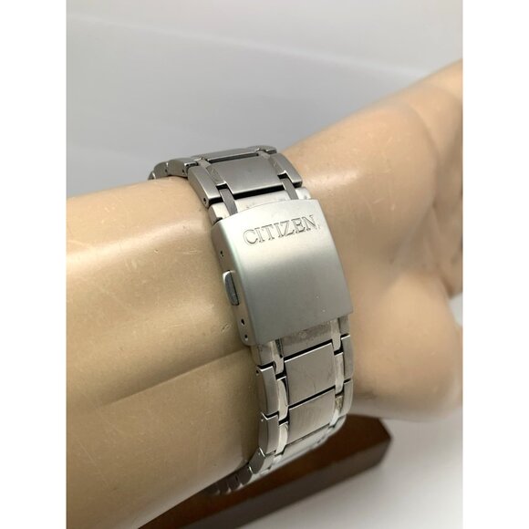 Citizen Men's Watch AW1240-57L Eco Drive Super Titanium Blue Dial Date 42mm - Picture 11 of 15